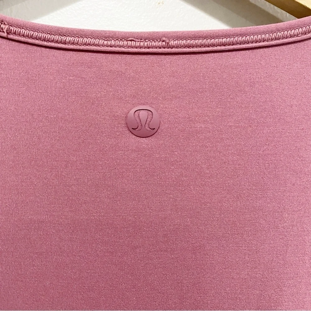 LULULEMON Do The Daily Short Sleeve Plumful W3CS6S Active Athleisure Size 8